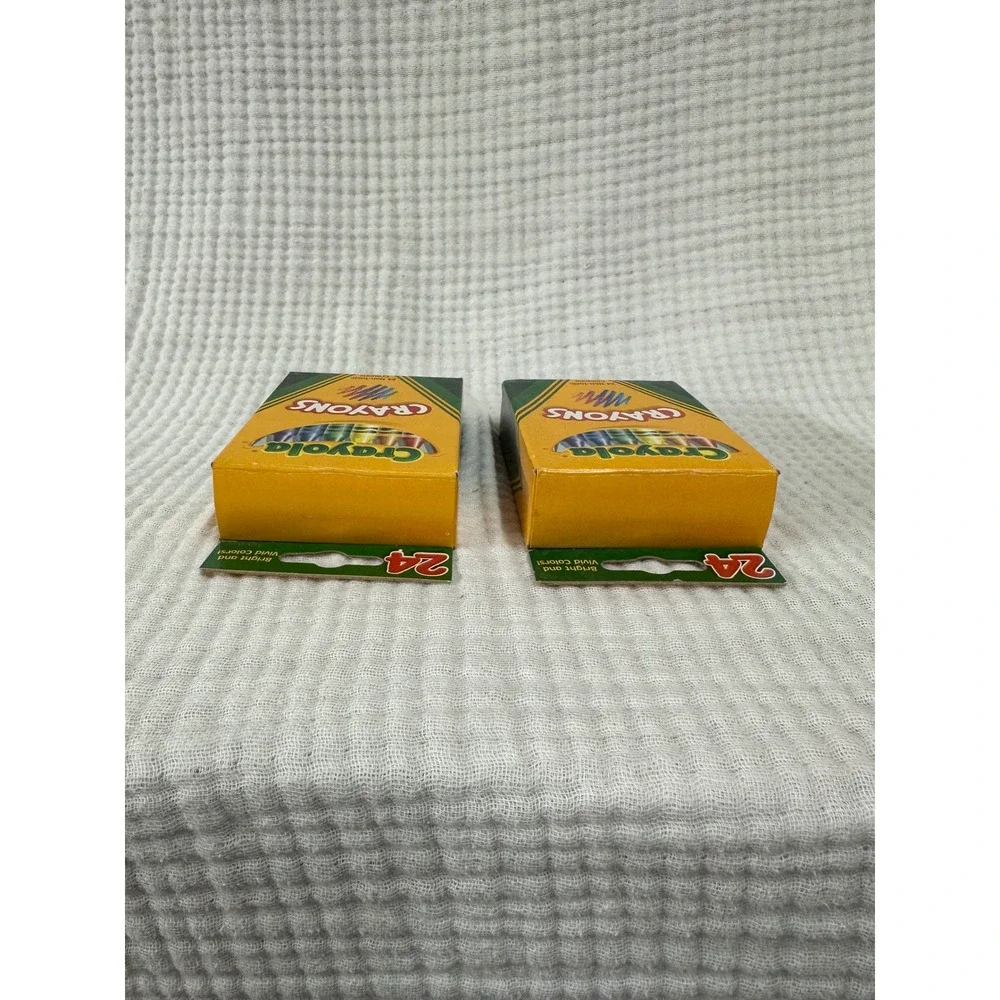 2 Boxes Vtg 2002 Crayola Crayons 24 Pack Binney & Smith NOS With Dandelion